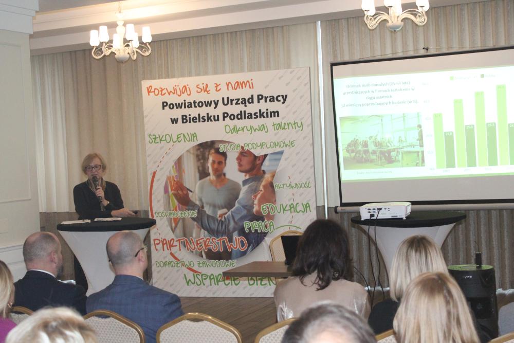 Zdjęcie galerii artykułu:  - Seminarium - Rozwój jako zmienna wpisana  w rzeczywistość_2