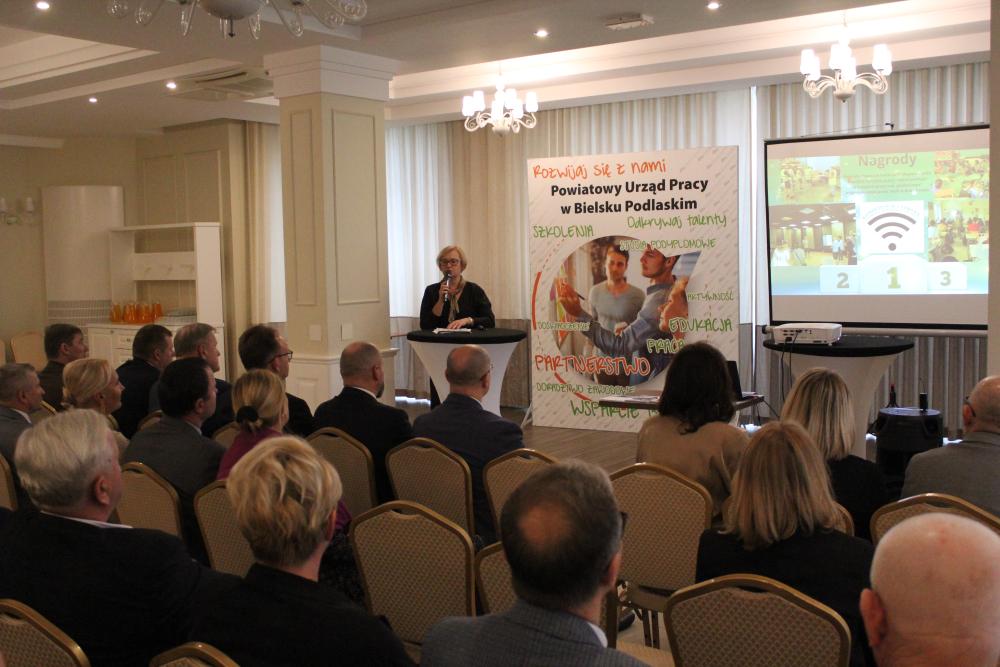 Zdjęcie galerii artykułu:  - Seminarium - Rozwój jako zmienna wpisana  w rzeczywistość_6